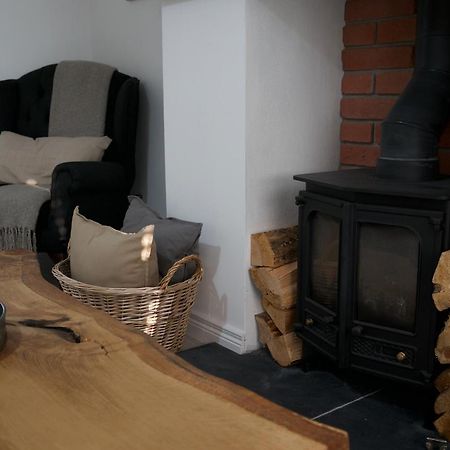 Modern 3 Bedroom Coastal Home Newry Exterior foto